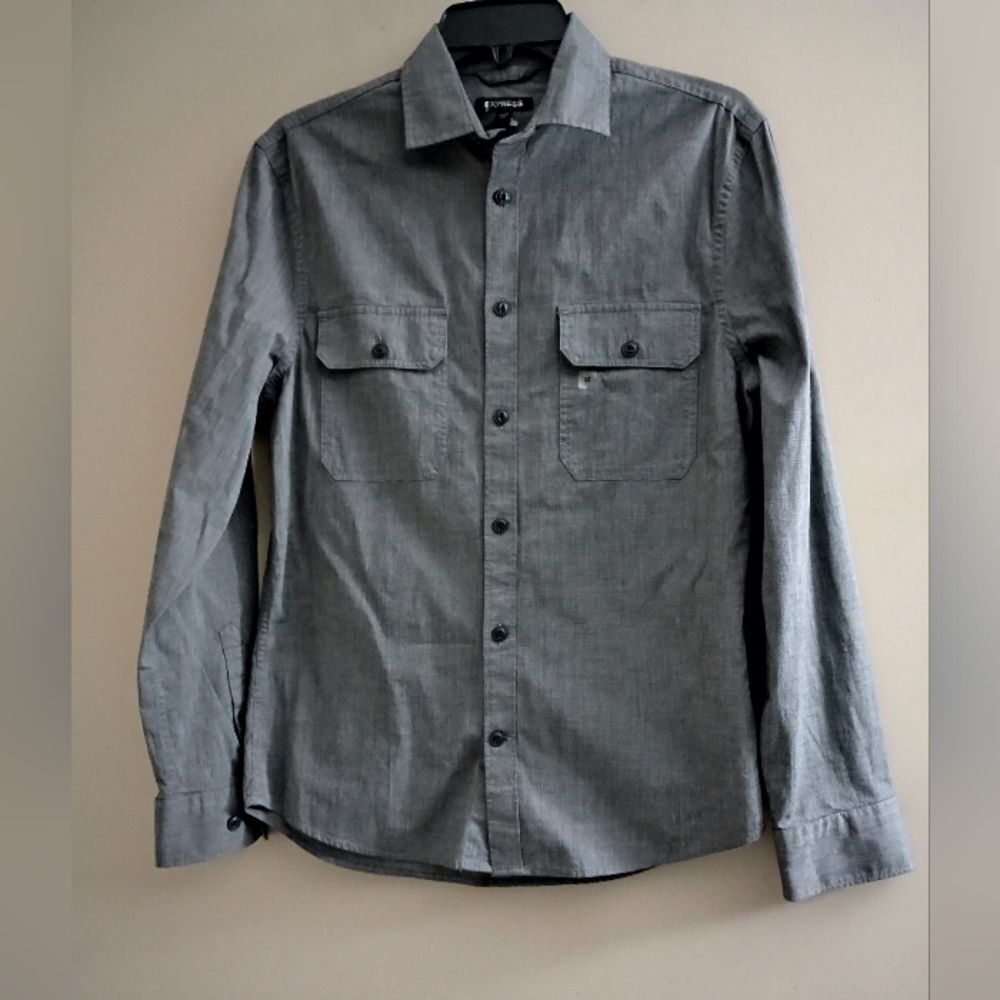 NWOT Express Grey Button Up Long Sleeve Size XS